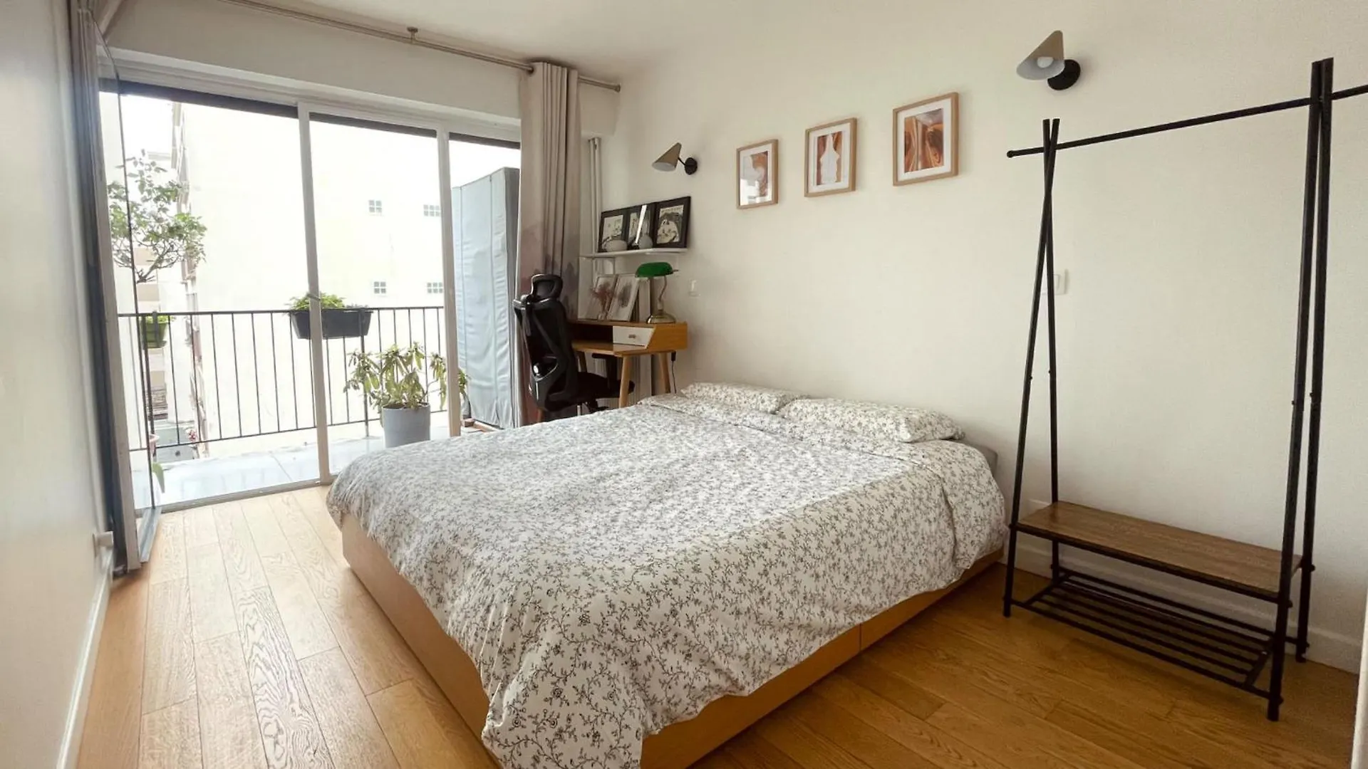Appt 2 Chambres Vue Tour Eiffel Paris